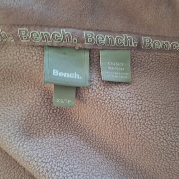 BENCH Jacket - Picture 6 of 11